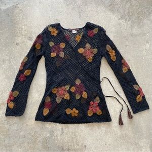 Peruvian Connection Crochet Mesh Tunic Top with floral patterns
Size S